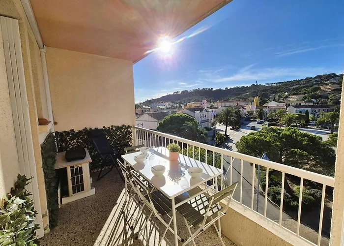 Vue Mer, Climatisation, Plages Et Commerces A Pied דירה *