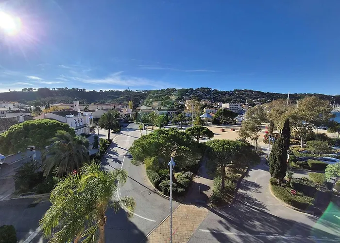 Vue Mer, Climatisation, Plages Et Commerces A Pied דירה